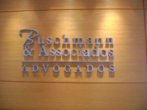 Letras em Aço Escovado